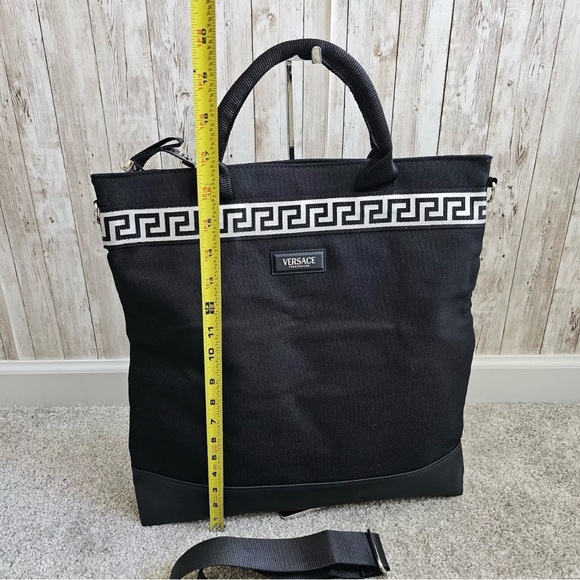 Versace bag - Picture 6 of 11